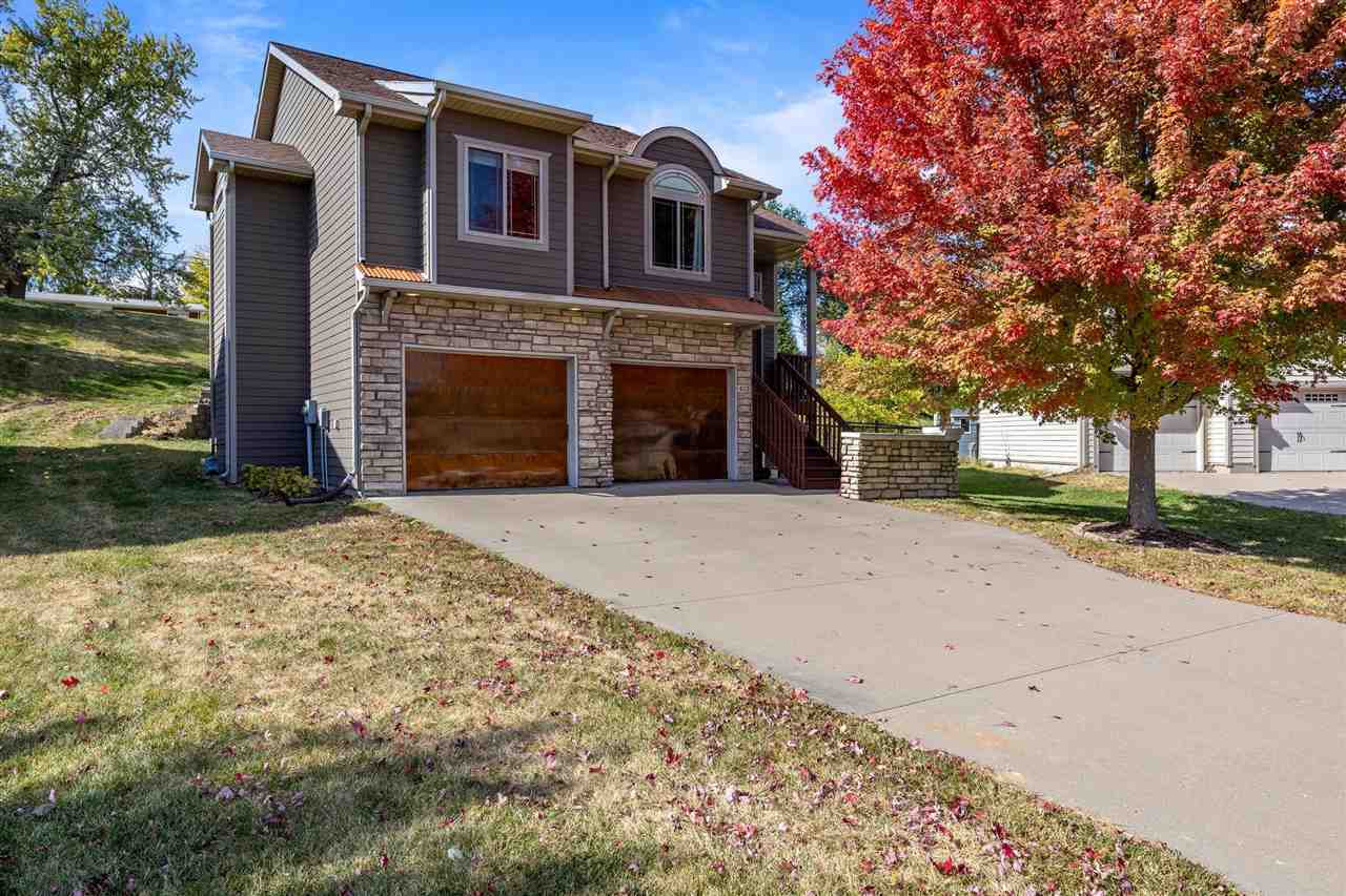 822 Old McCabe Cir  Coralville IA 52241 photo