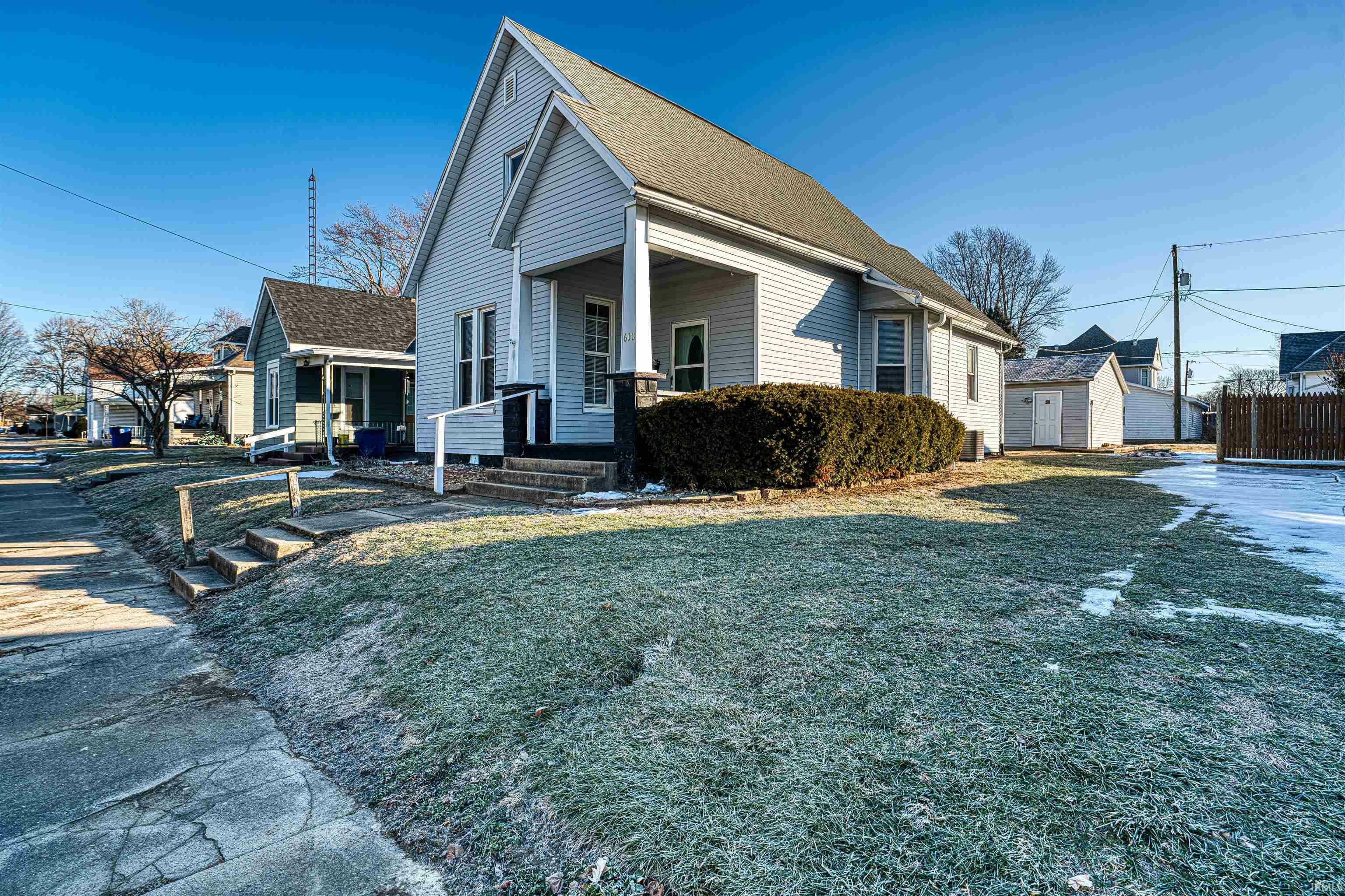 Property Photo:  610 N Hart Street  IN 47670 