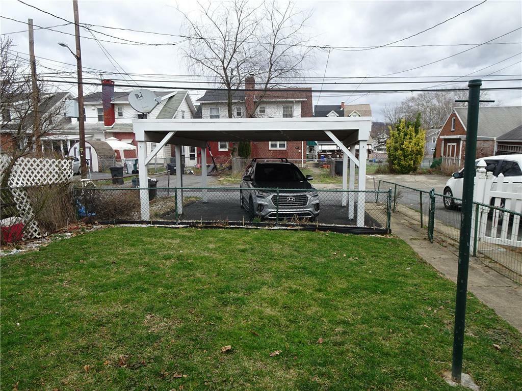 Property Photo:  816 Wood Street  PA 18018 