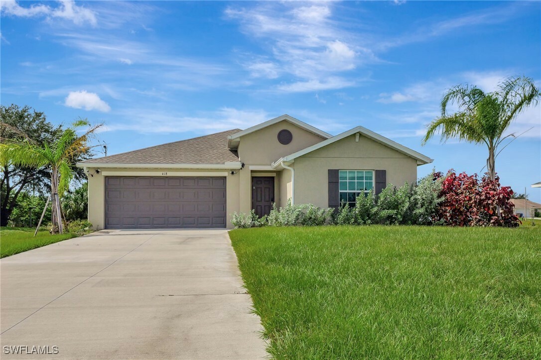 Property Photo:  418 Pickford Avenue  FL 33974 