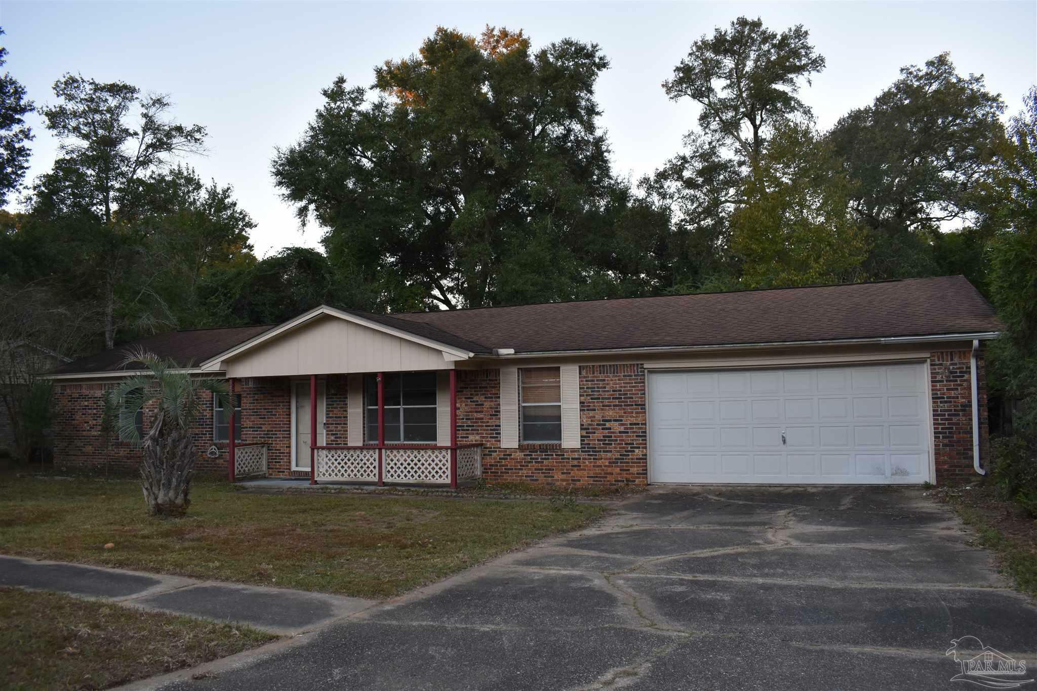 Property Photo:  9481 Hummingbird Blvd  FL 32514 