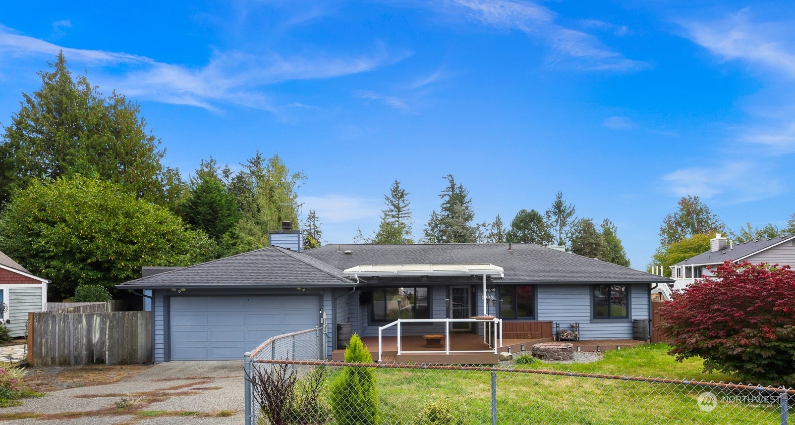 Property Photo:  8908 10th Place SE  WA 98258 