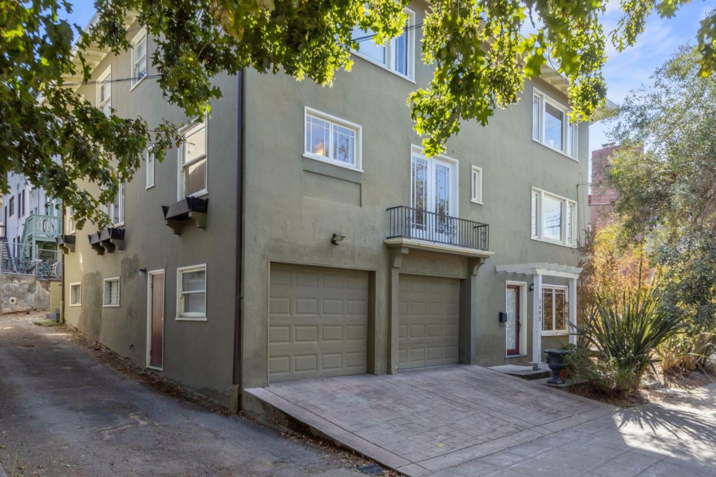 Property Photo:  2601 Virginia Street  CA 94709 