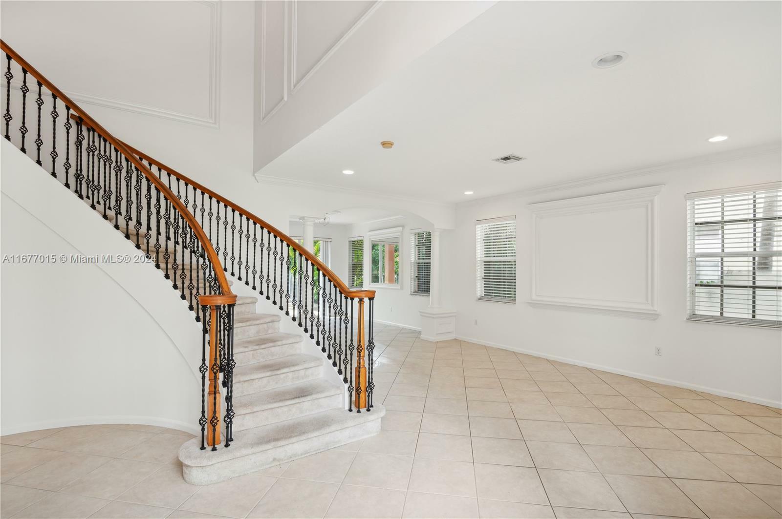 Property Photo:  2296 Ridgewood Cir  FL 33411 