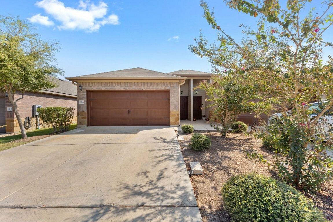 Property Photo:  143 Samuel Drive A &Amp B  TX 78610 