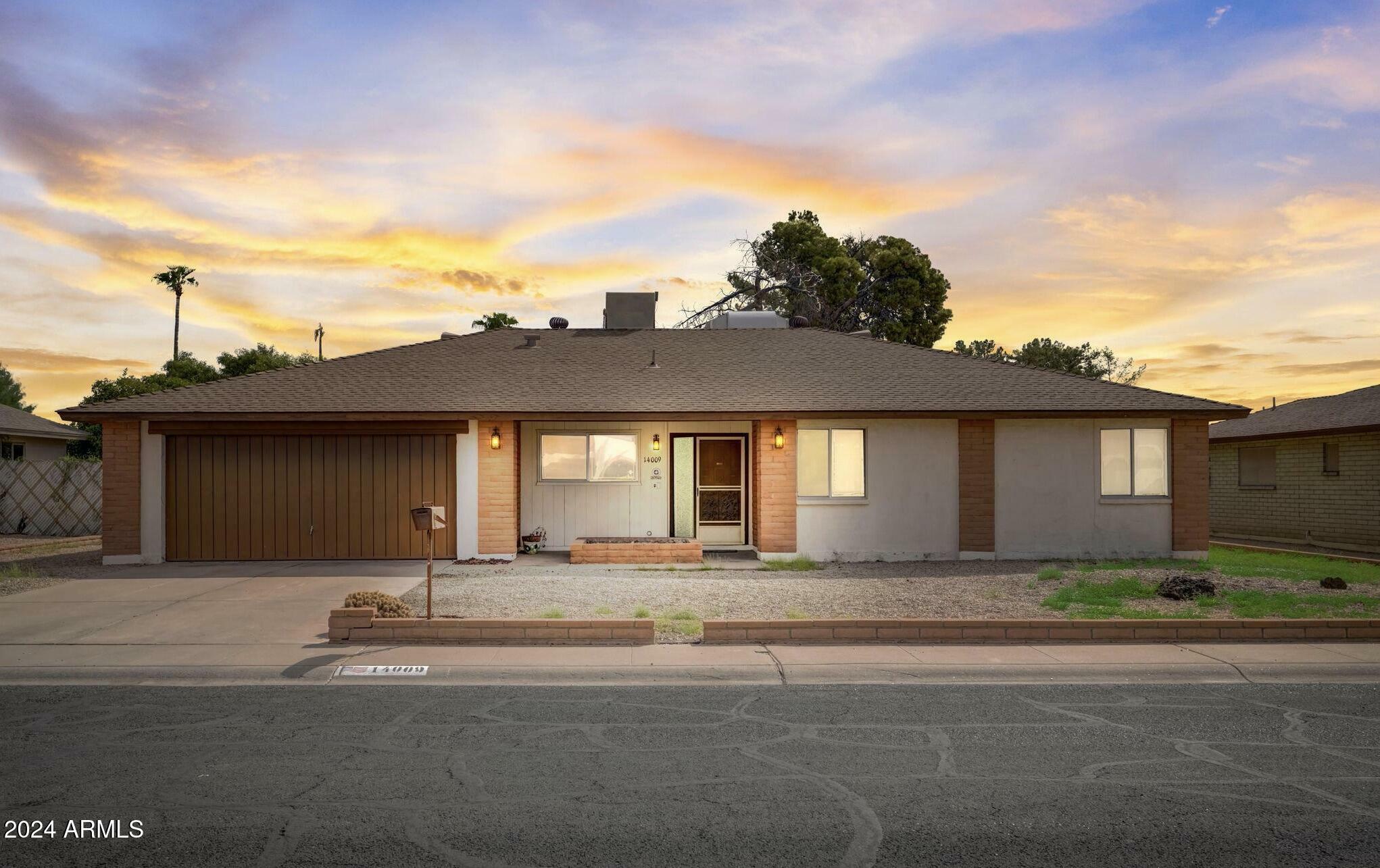 Property Photo:  14009 N 42nd Avenue  AZ 85053 