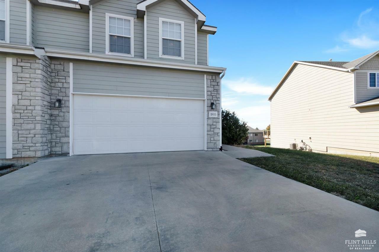 Property Photo:  1805 Lydia Lane  KS 66441 