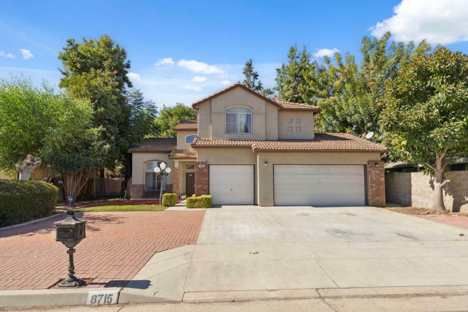 Property Photo:  8715 N Whitney Avenue  CA 93720 