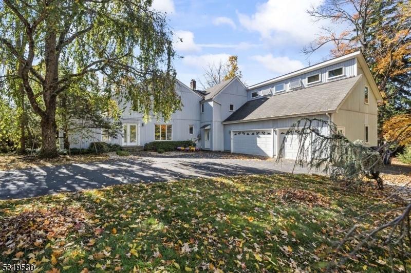 Property Photo:  10 Lafayette Ln  NJ 07920 