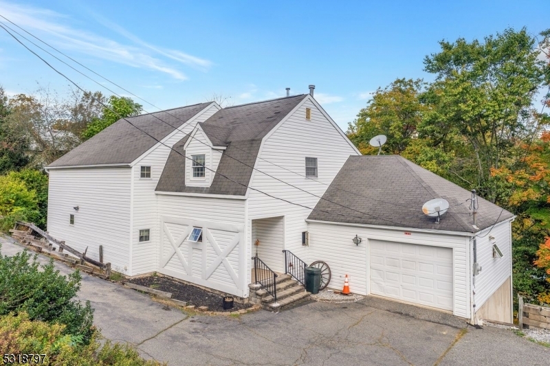 Property Photo: 132 Lionshead Dr W NJ 07470