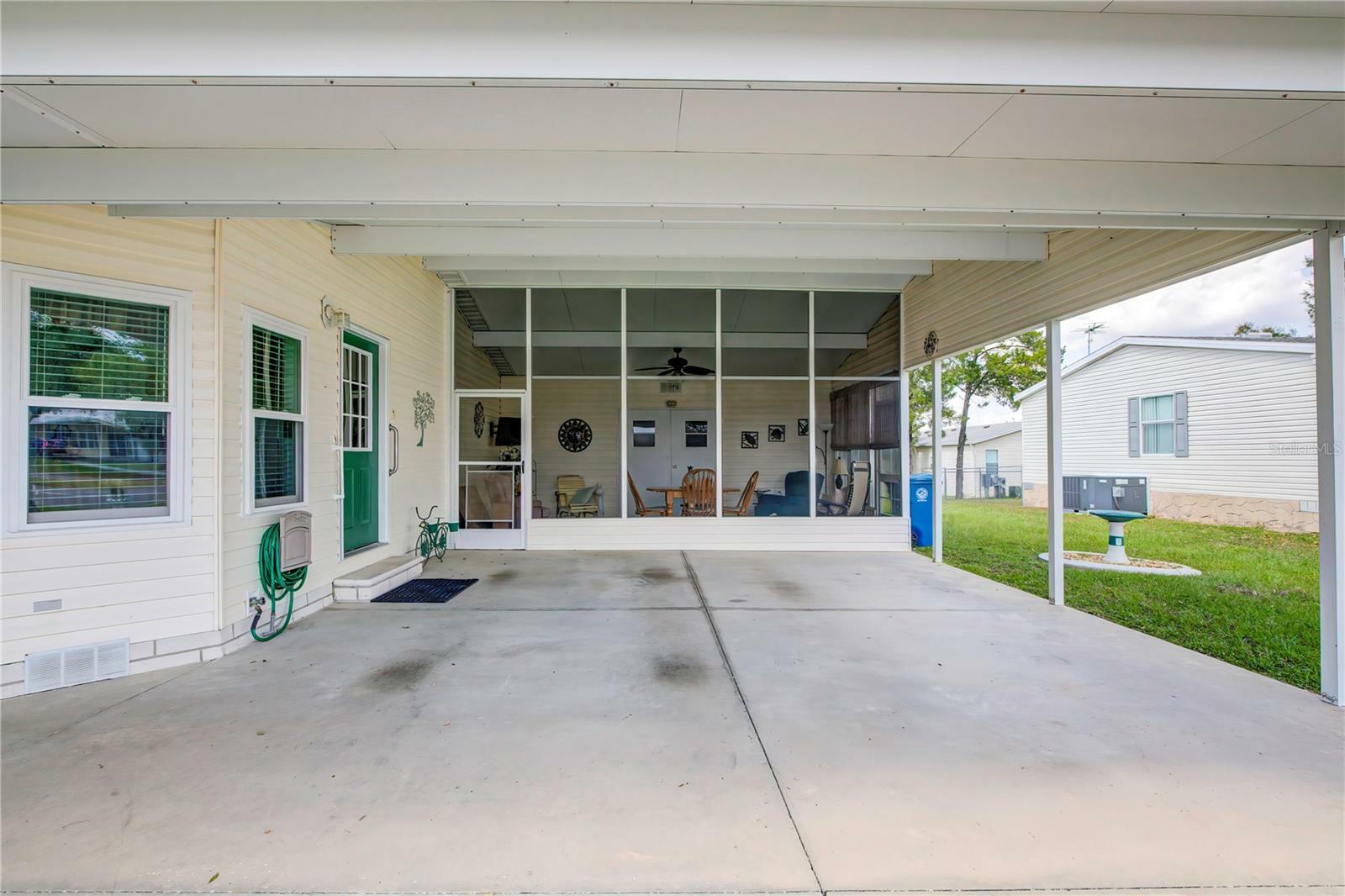 Property Photo:  16212 Brookridge Boulevard  FL 34613 