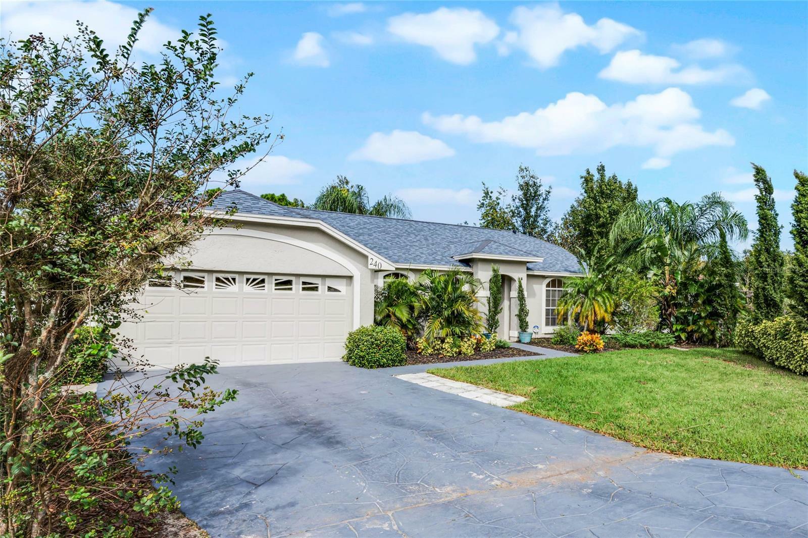 Property Photo:  240 Citruswood Court  FL 33837 