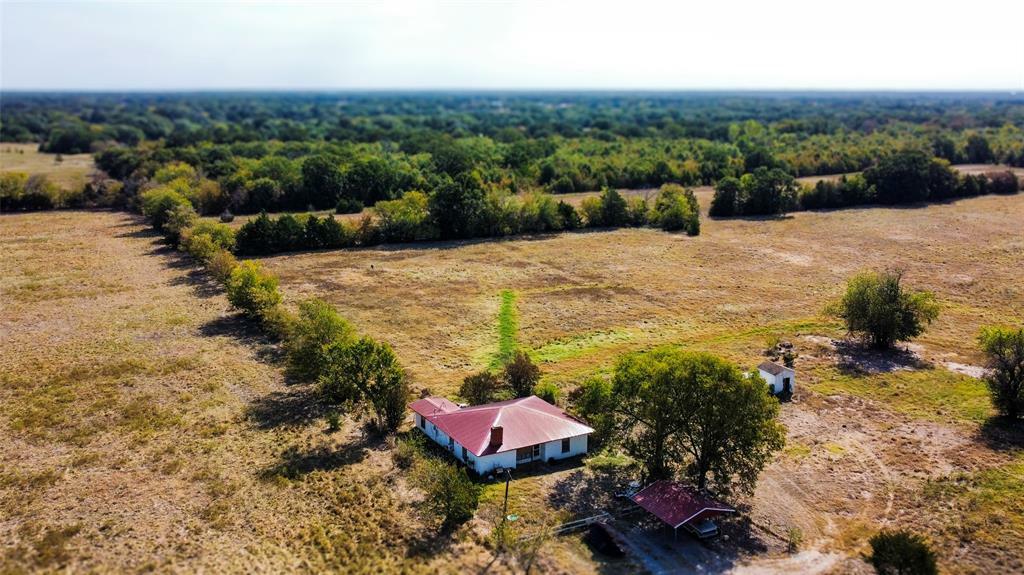 Property Photo:  1710 County Road 2600  TX 75418 