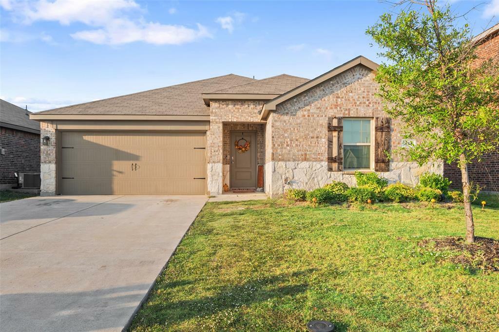 Property Photo:  151 Seabiscuit Drive  TX 75135 