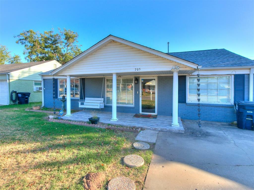 Property Photo:  705 W Dewey Street  OK 74801 