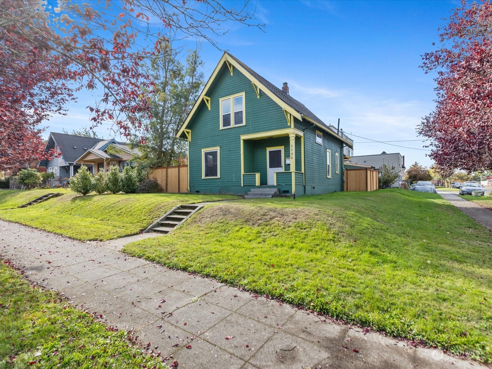 Property Photo:  2102 Virginia Avenue  WA 98201 