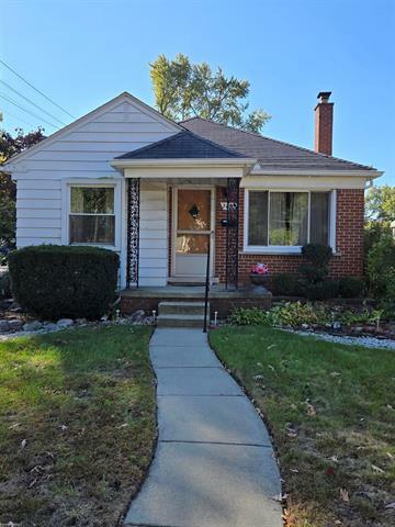 Property Photo:  24301 Colgate Street  MI 48125 