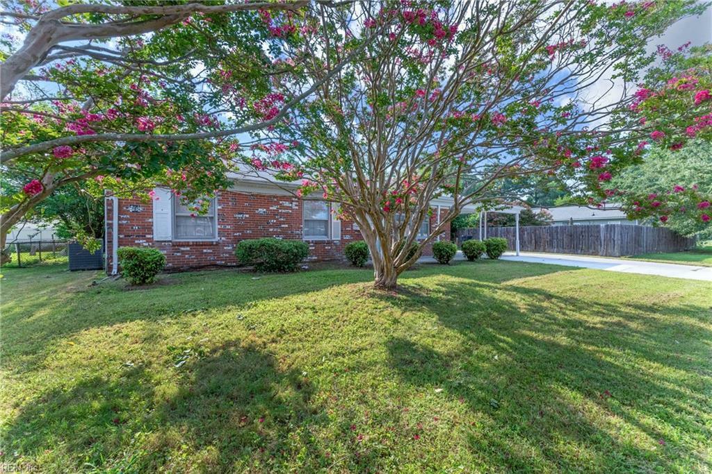 Property Photo:  121 Kellam Road S  VA 23462 