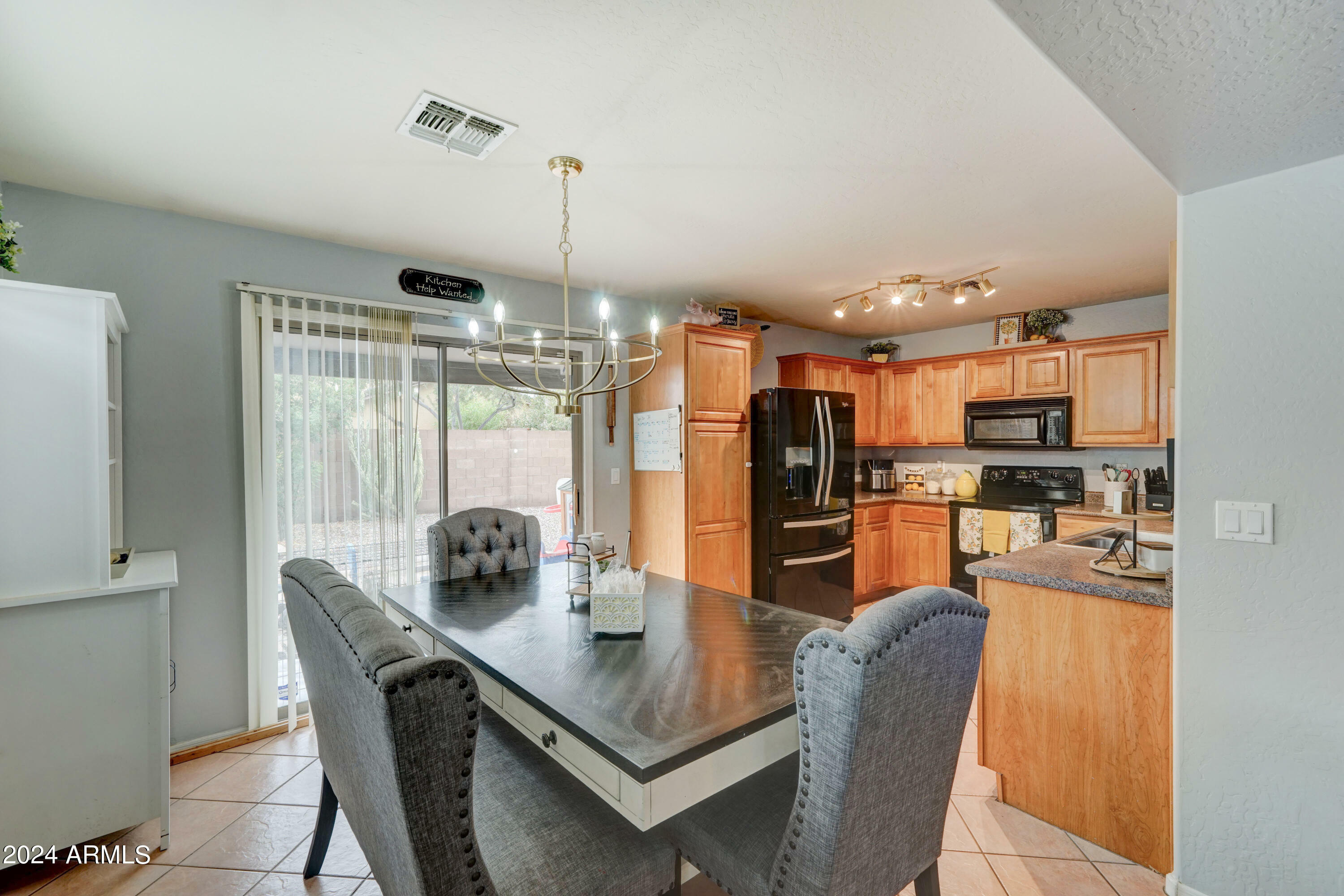 Property Photo:  116 W Angus Road  AZ 85143 