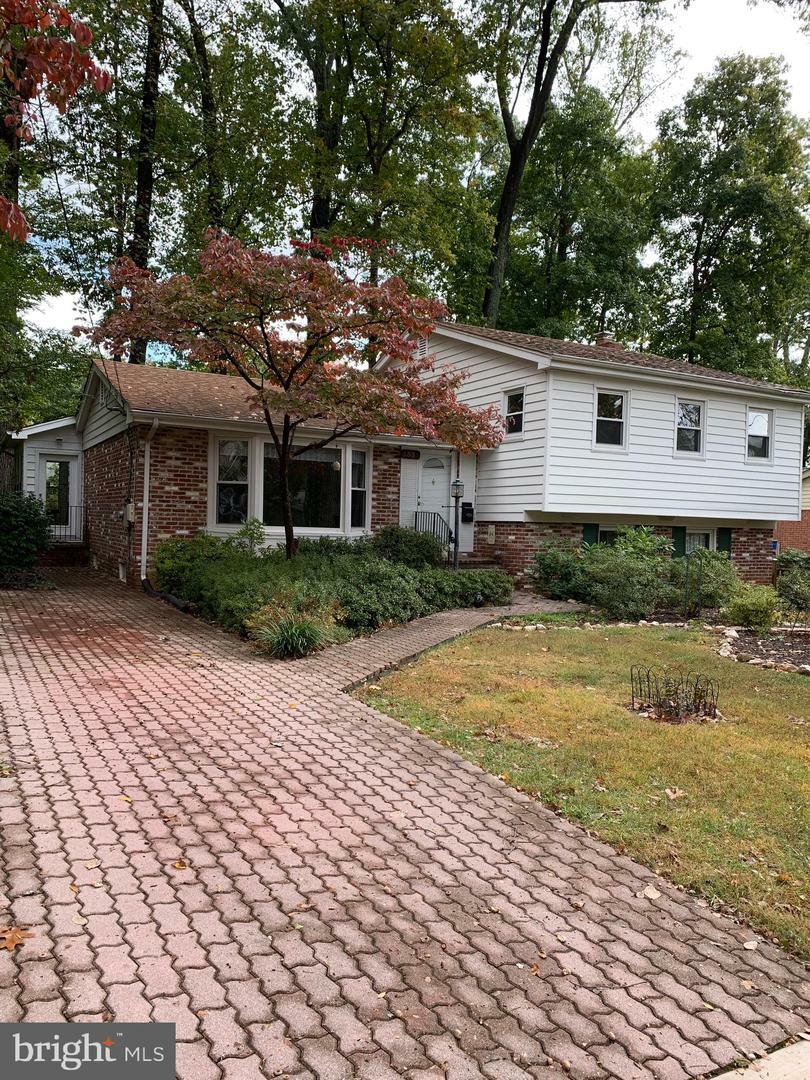 Property Photo:  3532 Queen Anne Drive  VA 22030 