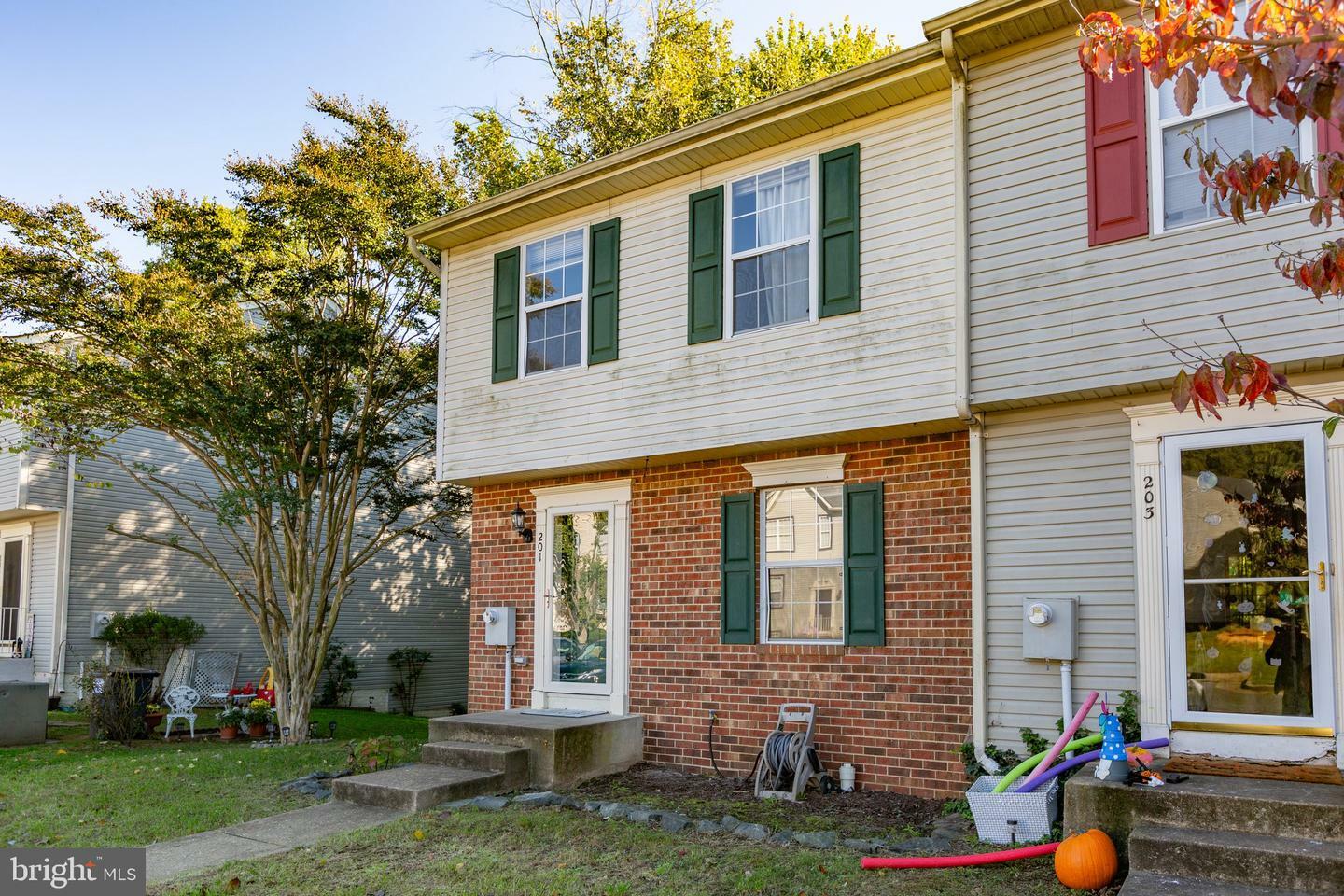 Property Photo:  201 Stafford Mews Lane  VA 22556 