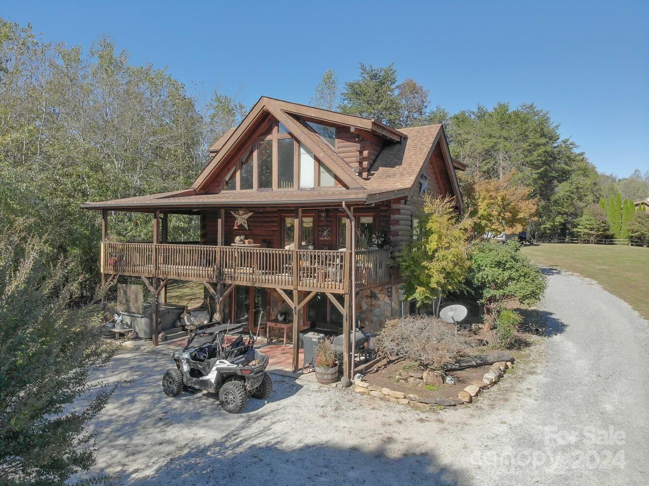 Property Photo:  460 Cascades Parkway  NC 28761 