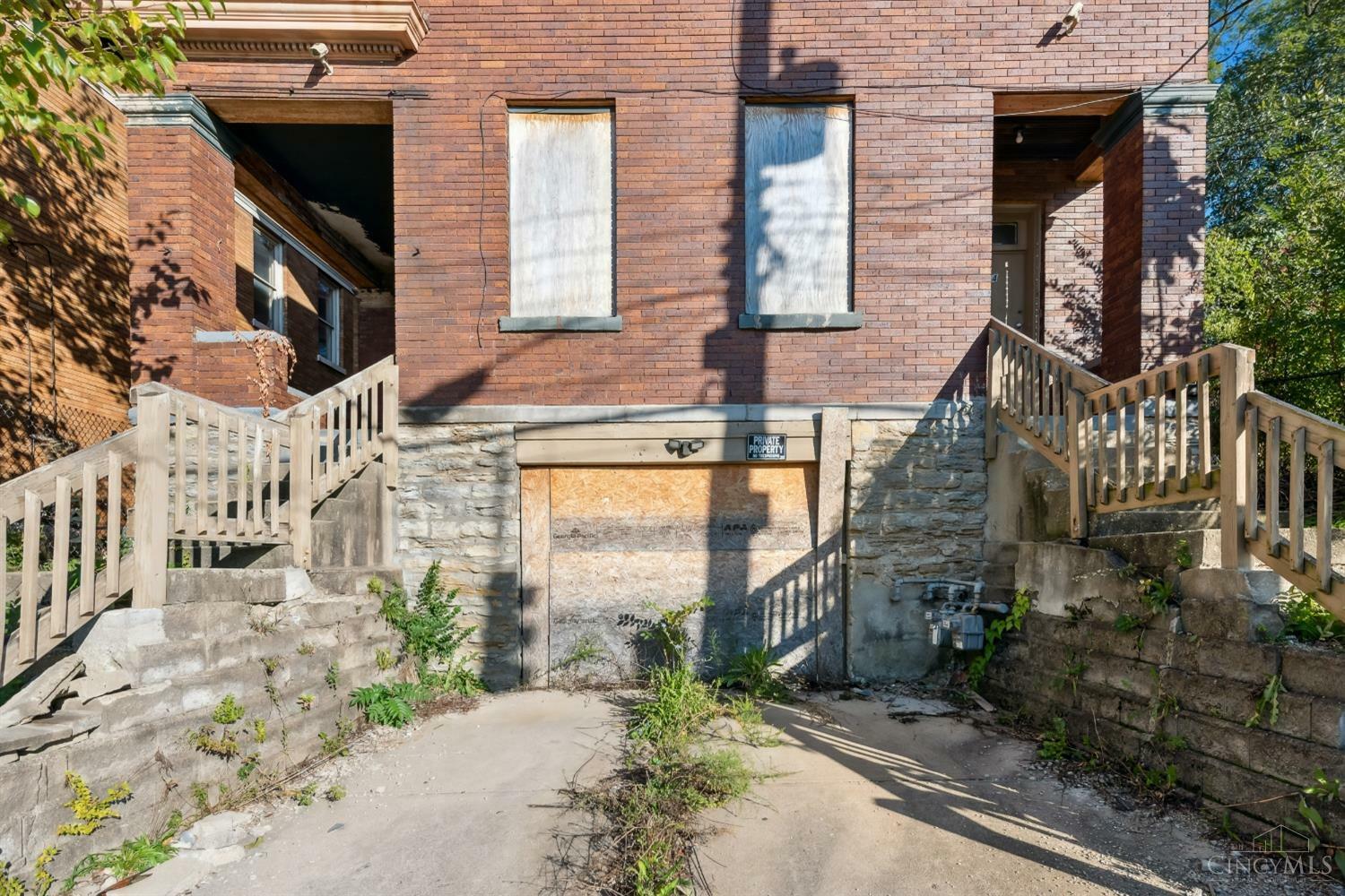 Property Photo:  3474 Harvey Avenue  OH 45229 