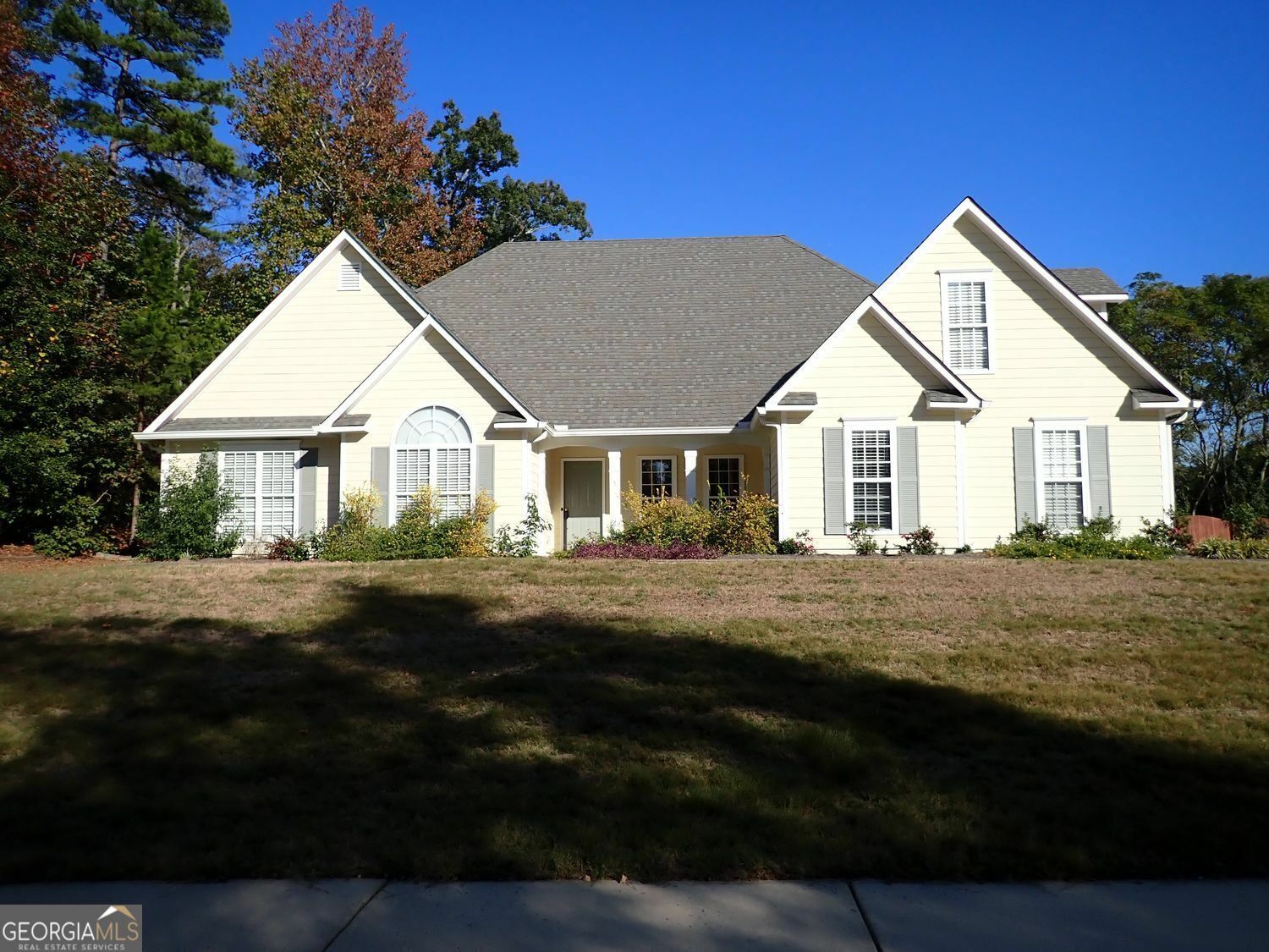 Property Photo:  180 Sunderland Circle  GA 30215 