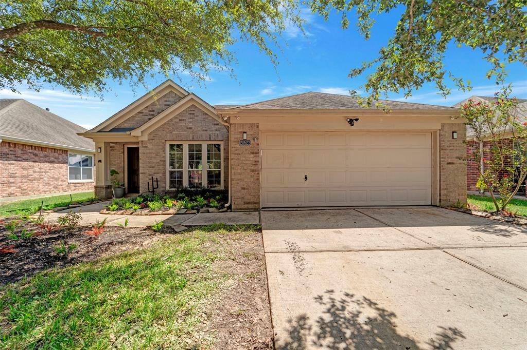 Property Photo:  20523 Daisy Bloom Court  TX 77433 