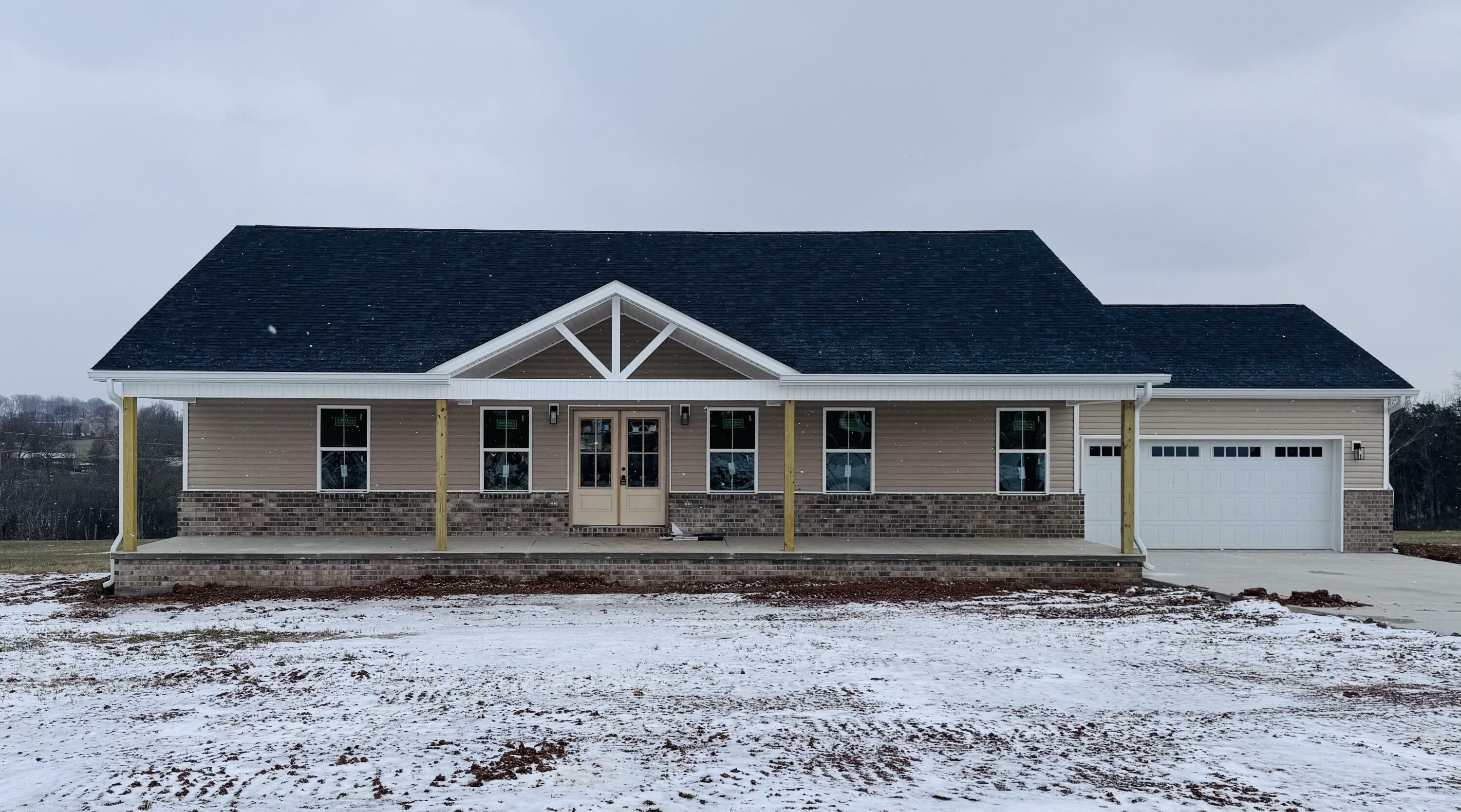Property Photo: 83 Lone Oak Court KY 42503