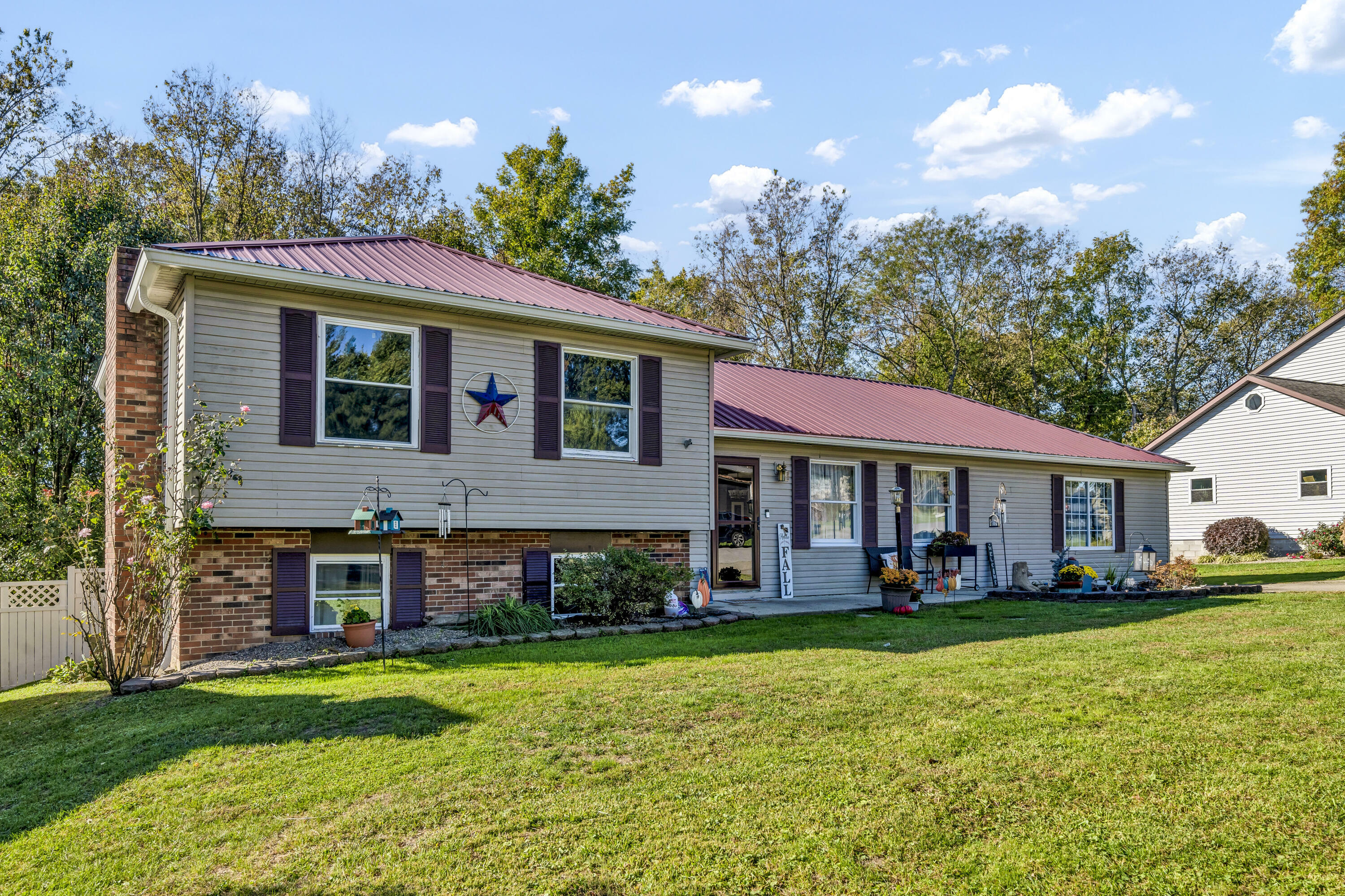 Property Photo:  536 South Algonquin Drive  KY 41056 