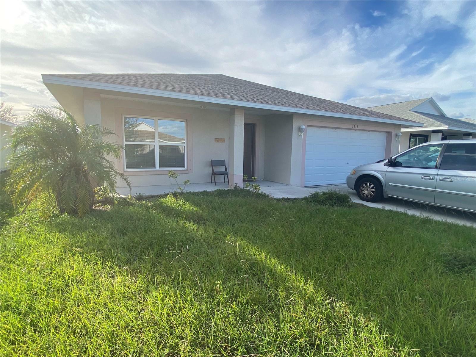 Property Photo:  1519 9th Street SE  FL 33570 