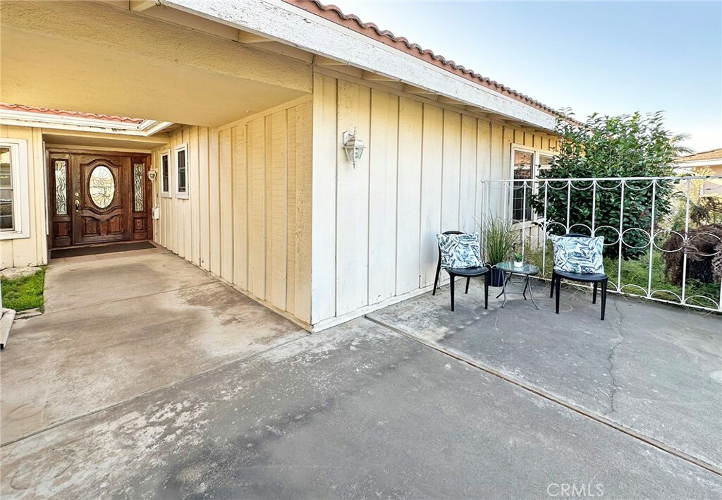 Property Photo:  18199 Redbud Circle  CA 92708 