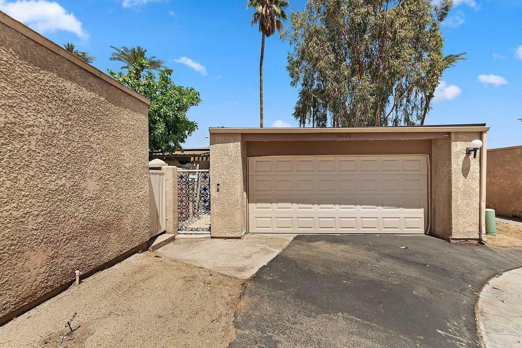 74122 Catalina Way  Palm Desert CA 92260 photo