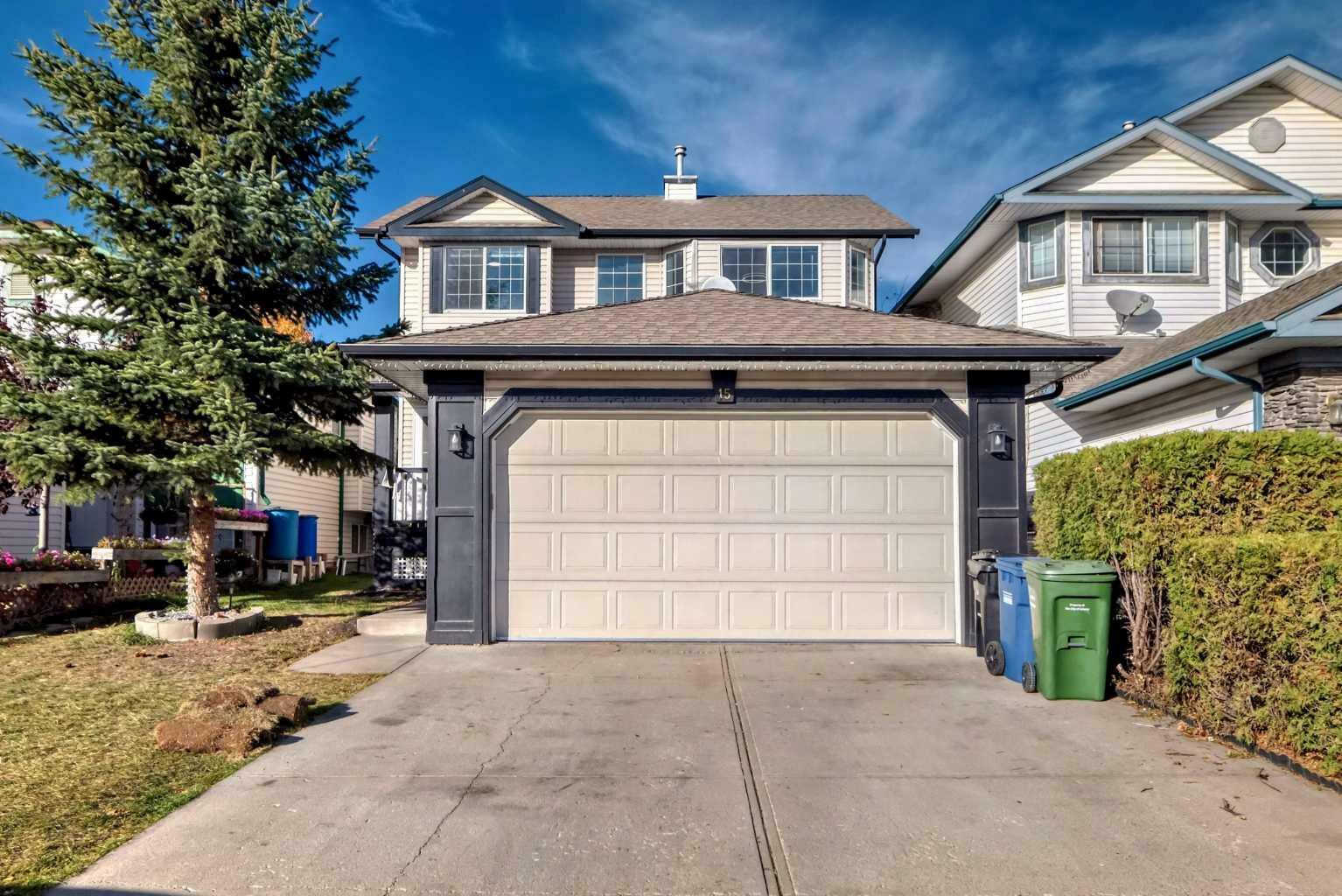 15 Coventry Circle NE  Calgary AB T3K 4X7 photo