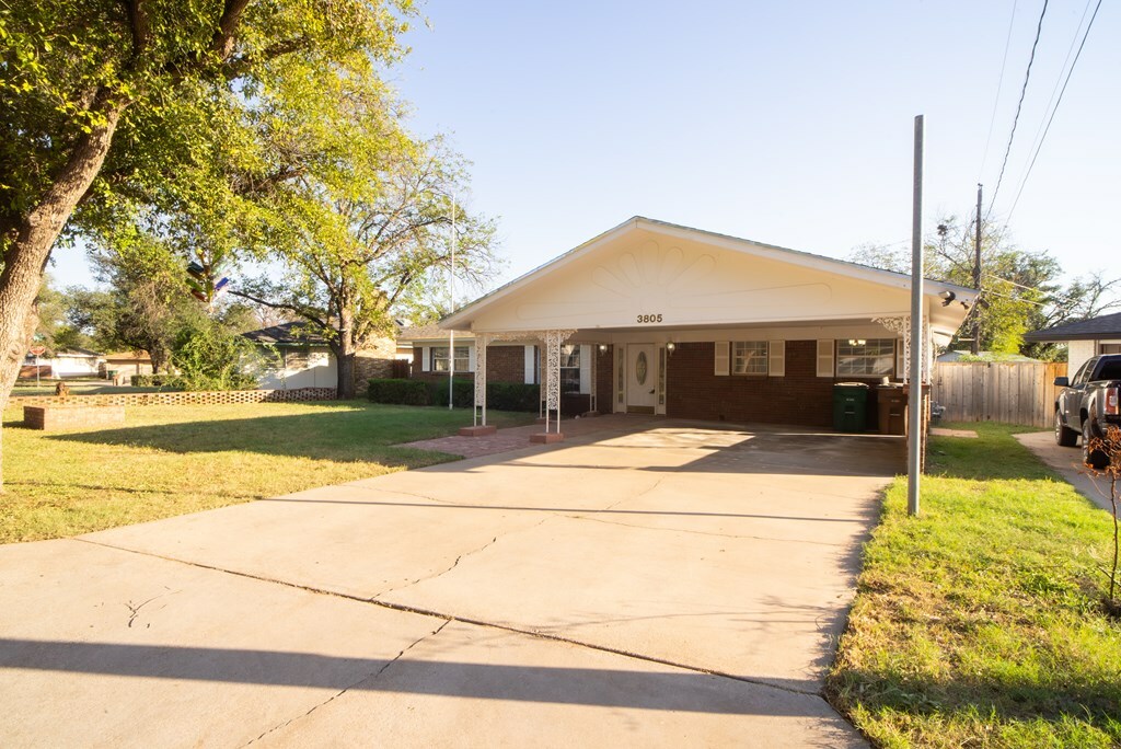 Property Photo:  3805 Nottingham Trail  TX 76901 