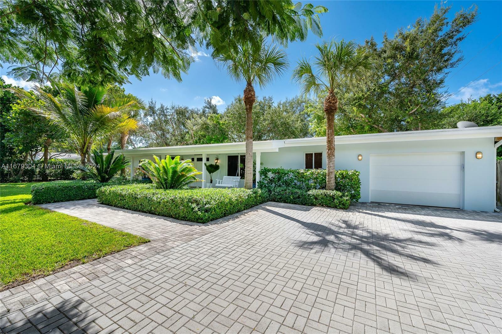 Property Photo:  6880 SW 130th Ter  FL 33156 