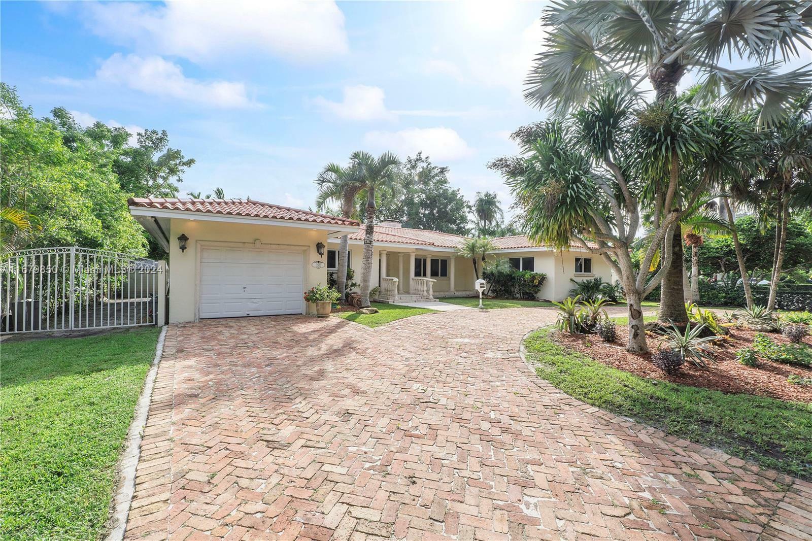 Property Photo:  5211 Granada Blvd  FL 33146 