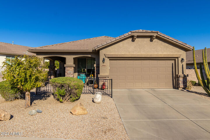 Property Photo:  264 W Twin Peaks Parkway  AZ 85143 