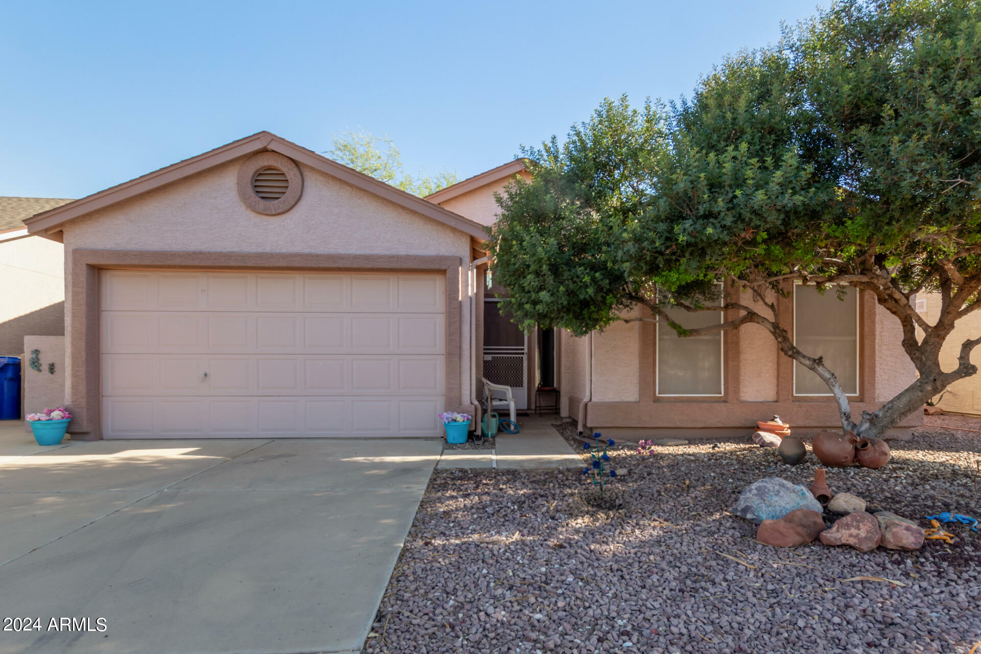 Property Photo:  1871 E Westchester Drive  AZ 85249 