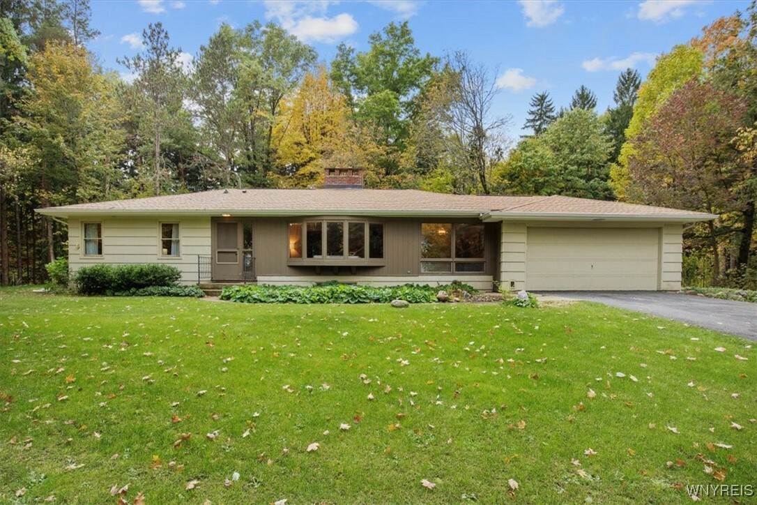 Property Photo:  6860 Cole Road  NY 14127 