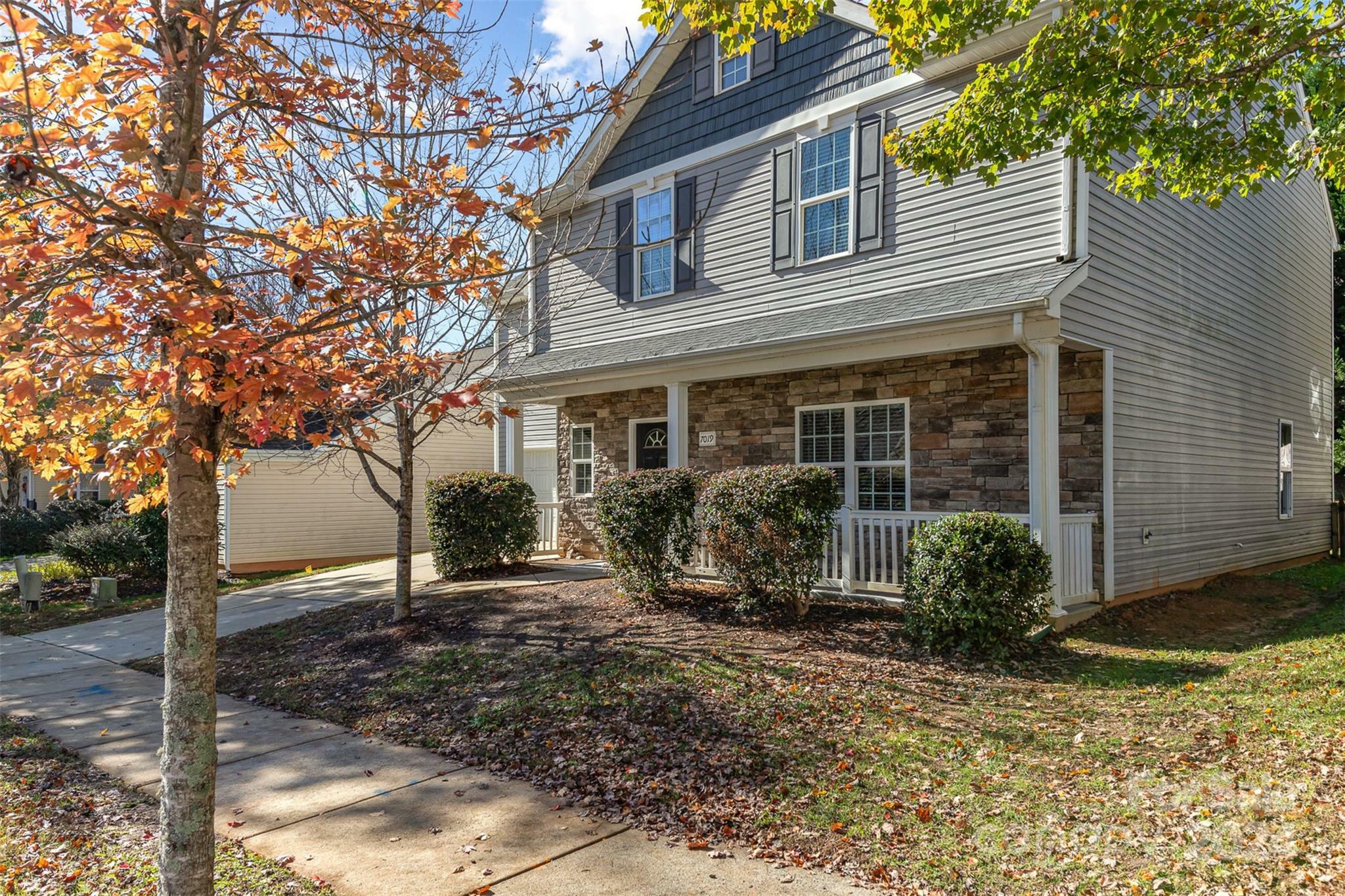 Property Photo: 7019 Carrington Pointe Drive NC 28078