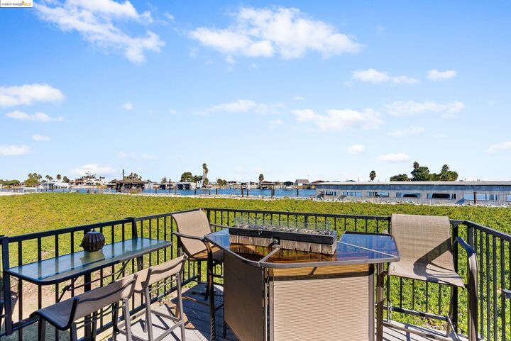 3637 Wells Rd  Oakley CA 94561 photo