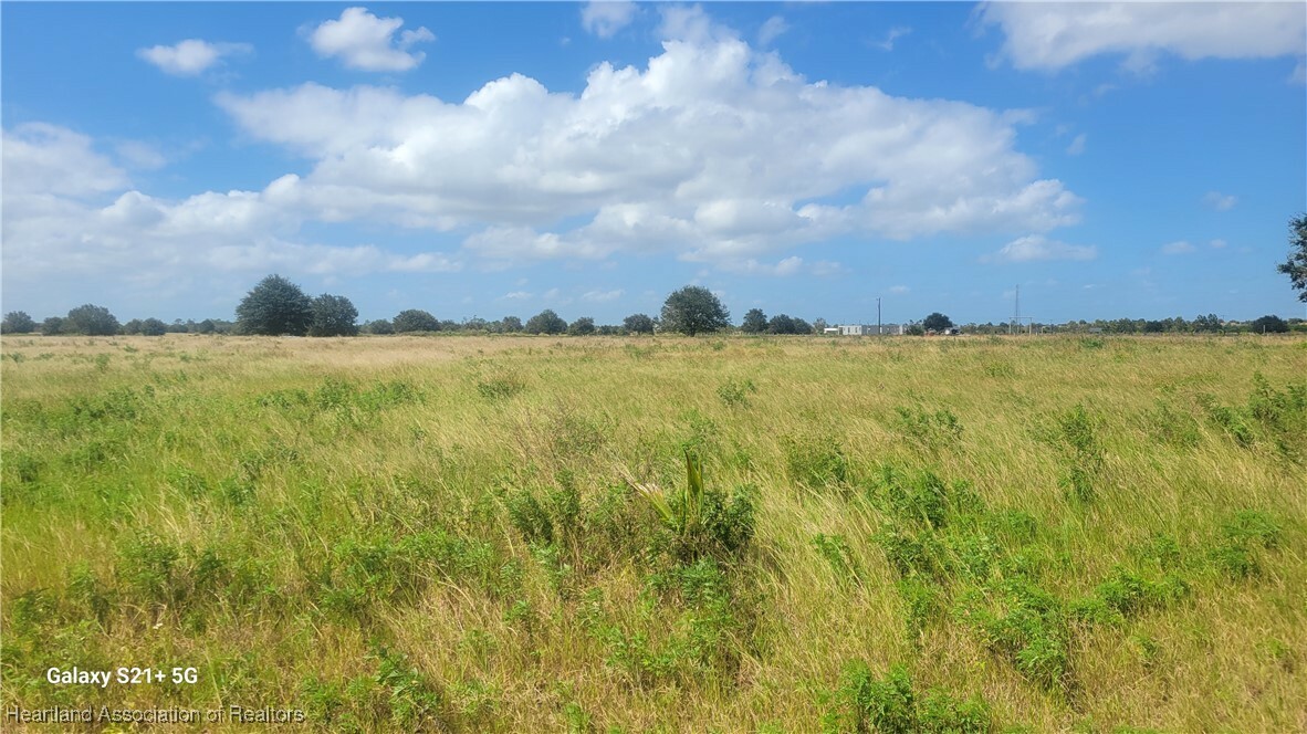 Property Photo:  S 1/2 16B Farm Girl Avenue  FL 33960 