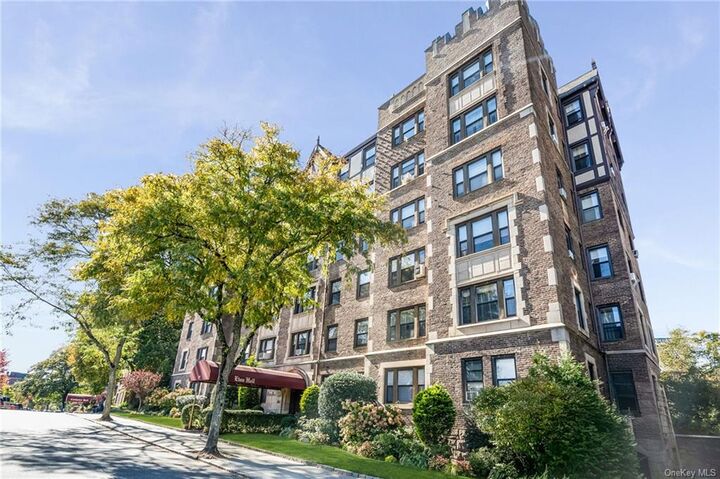 127 Garth Road 1A  Scarsdale NY 10583 photo