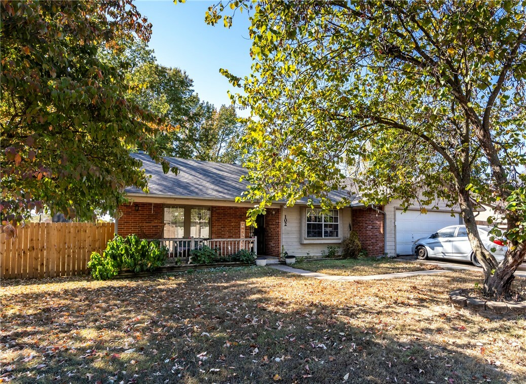 Property Photo:  102 W Cordes Drive  AR 72761 