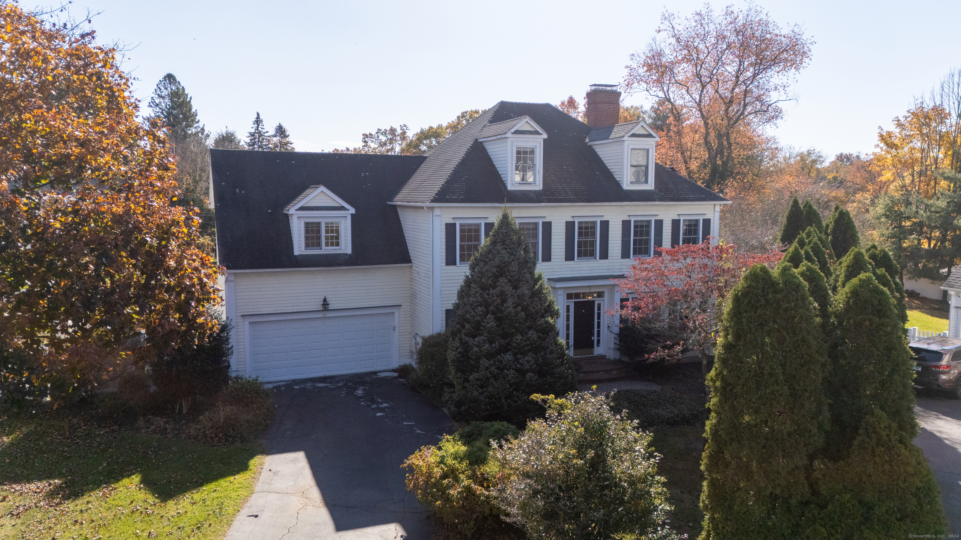 Property Photo:  76 Walbin Court  CT 06824 