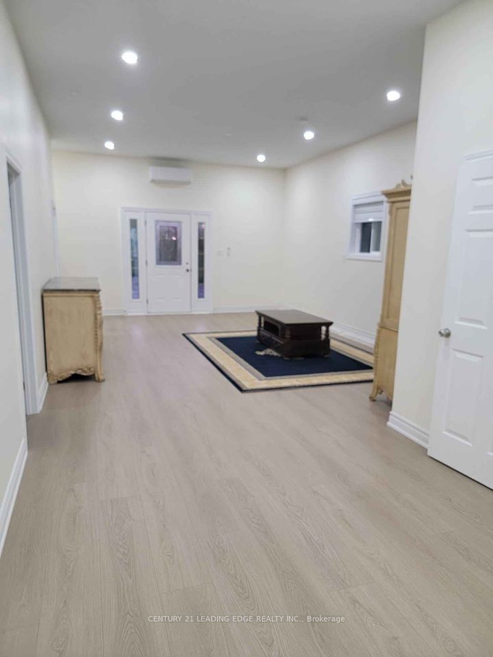 Photo de la propriété:  352 Sunnyridge Rd A  ON L0R 1R0 