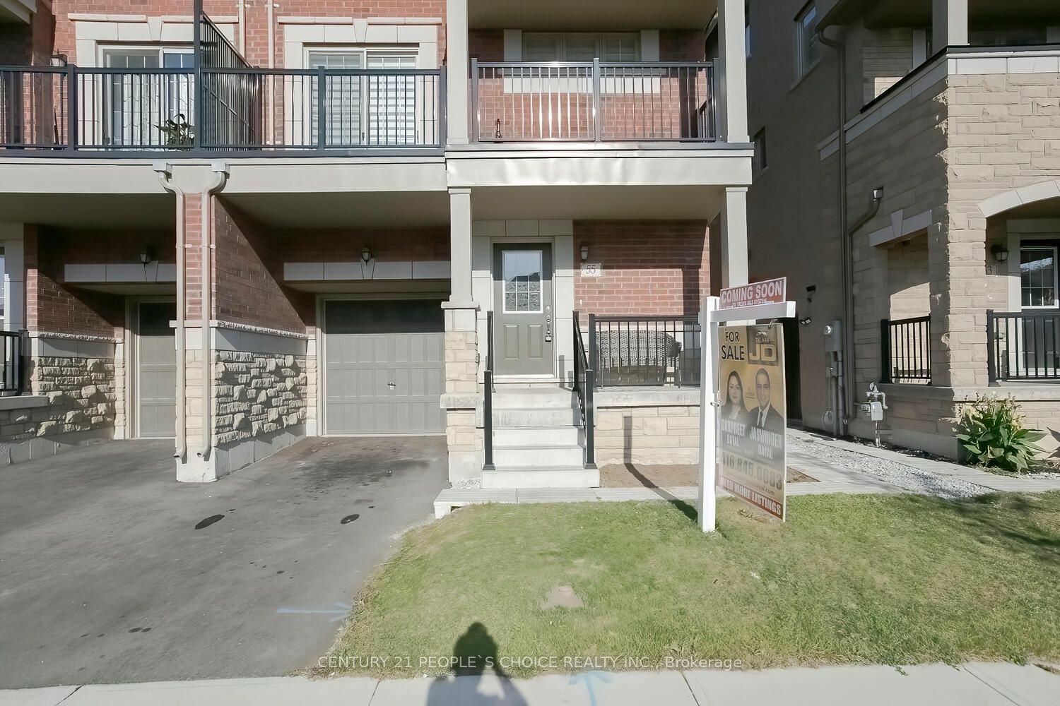 Photo de la propriété:  55 Allegro Dr  ON L6Y 6J9 