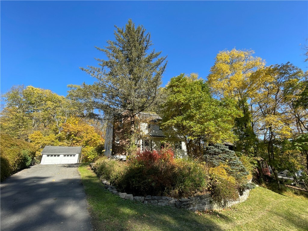 Property Photo:  112 Glenside Road  NY 14850 